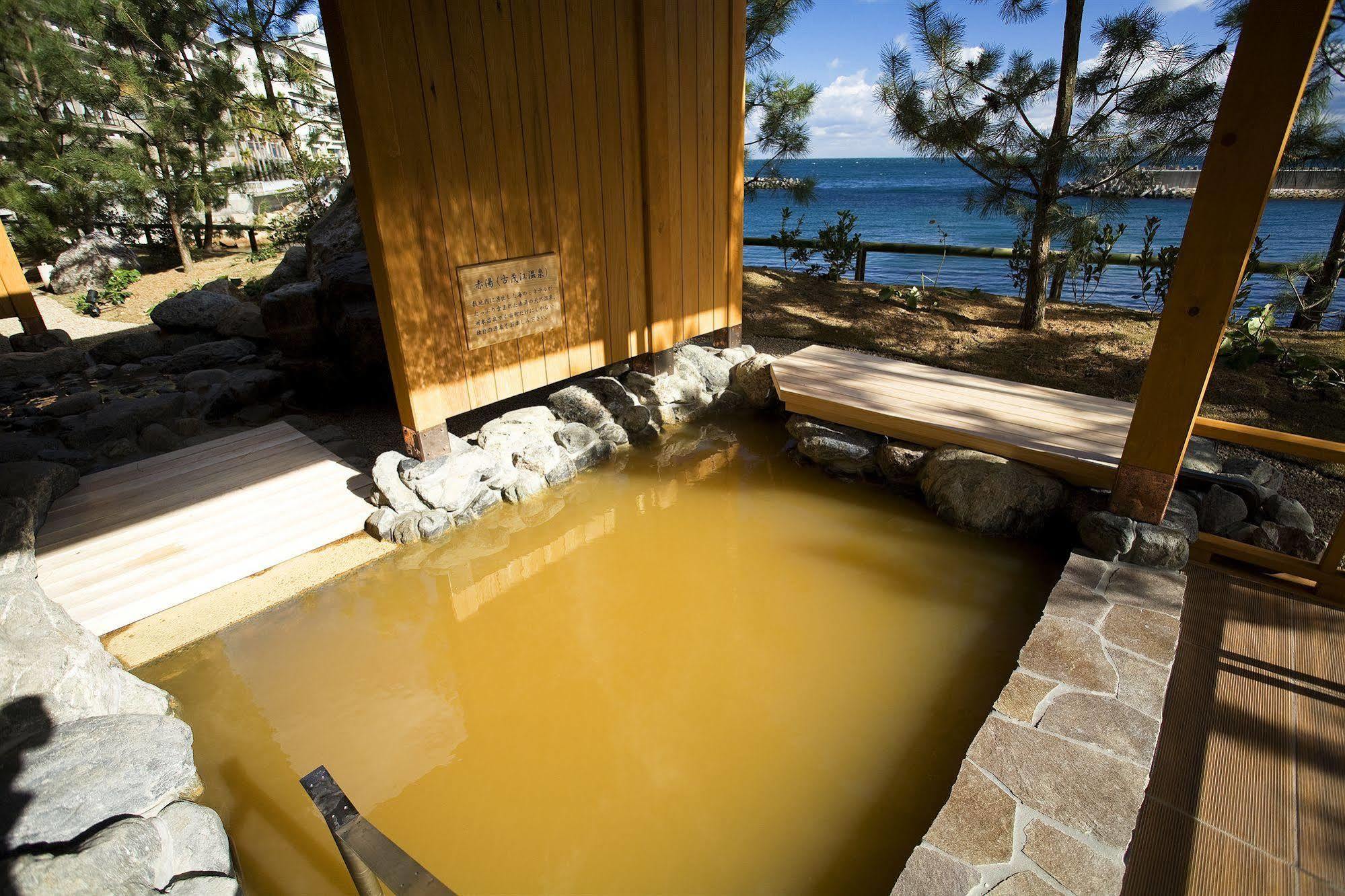 Amahara Hotel Sumoto Екстериор снимка